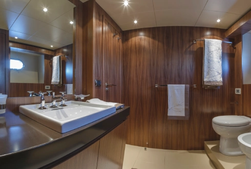 Banyo Yenileme ve Dekorasyon: Lüks Otel Tarzı Fikirler