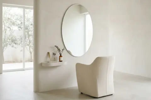 Ferahlık Hissi ve Negatif Alan Kullanımıyla Minimalist Saç Tasarım Bölümü